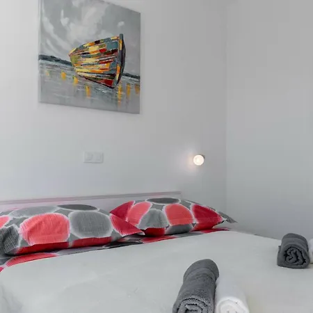Sunrise Apartman *
